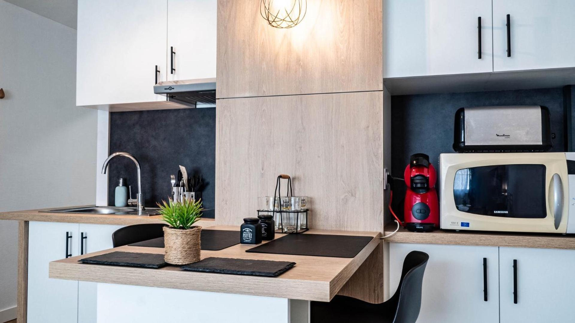Le Petit Hotel - Superbe Studio Entierement Neuf ปัวติเยร์ ภายนอก รูปภาพ